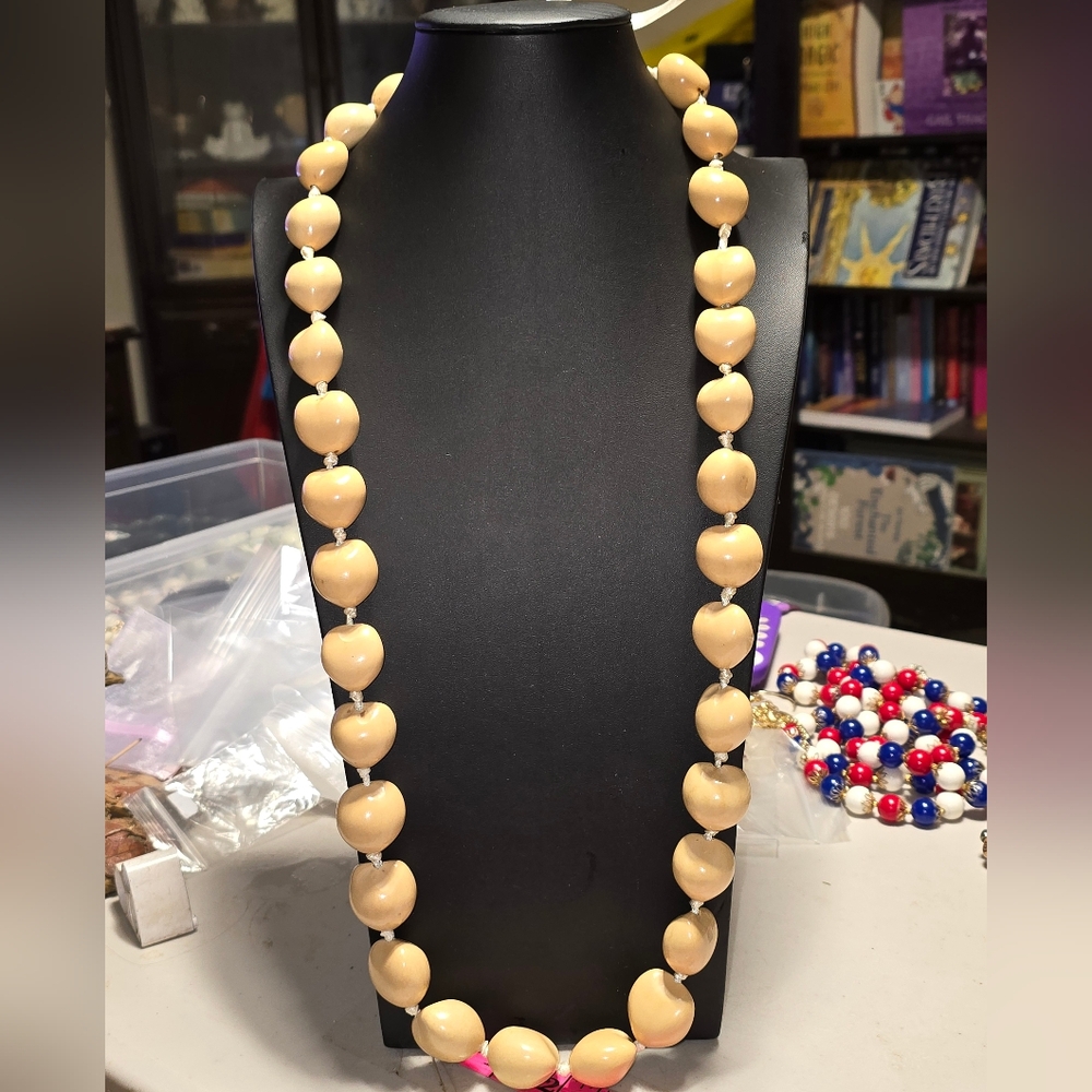 Hawaiian Lei Necklace of Faux Blonde Kukui Nuts